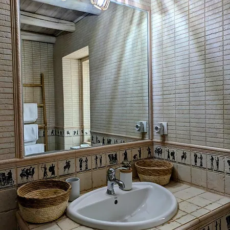 Quinta Rustica Сан-Бартоломеу-де-Мессинеш